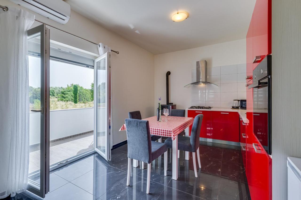 Apartment A & J Петркане Екстериор снимка