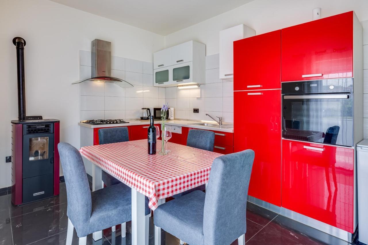 Apartment A & J Петркане Екстериор снимка